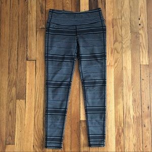 Athleta Colorblock Stripe Chaturanga legging